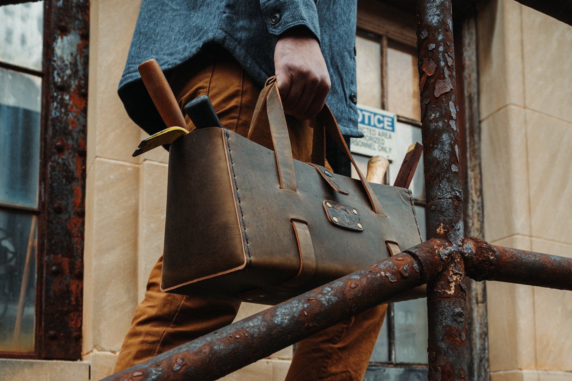 No. 1117 - Rugged Tool Bag